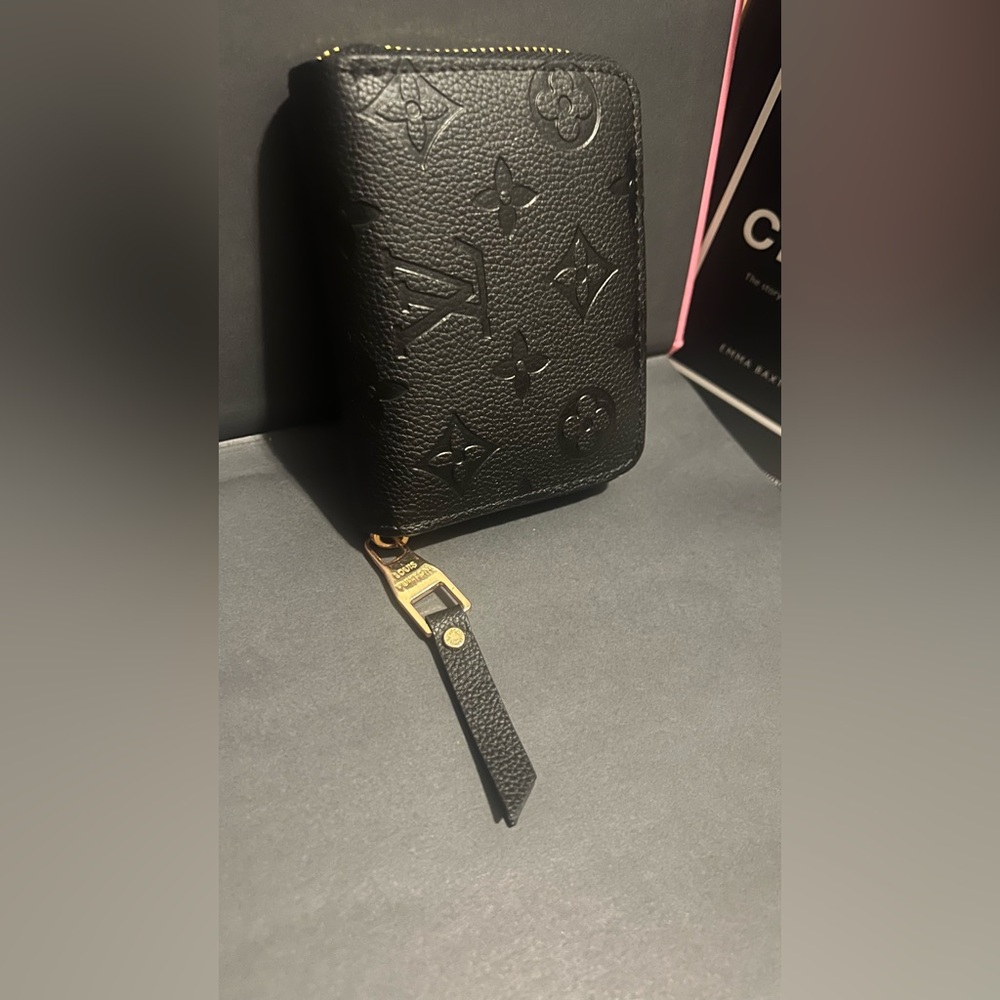Louis Vuitton, empreinte,wallet, black,zippy coin purse. COA M60067 - Picture 10 of 16